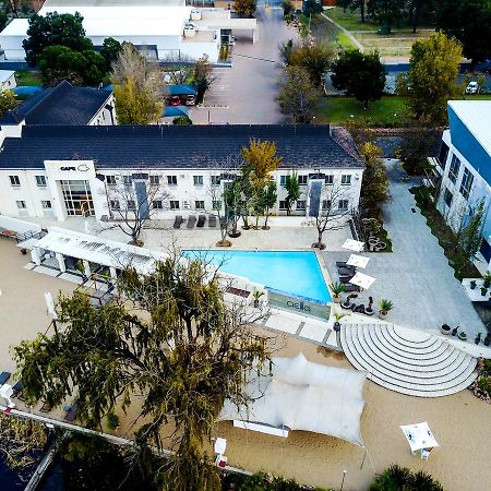 The Lakes Hotel & Conference Centre Benoni Exterior photo